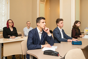 Олимпиадная подготовка за пределами учебника по обществознанию